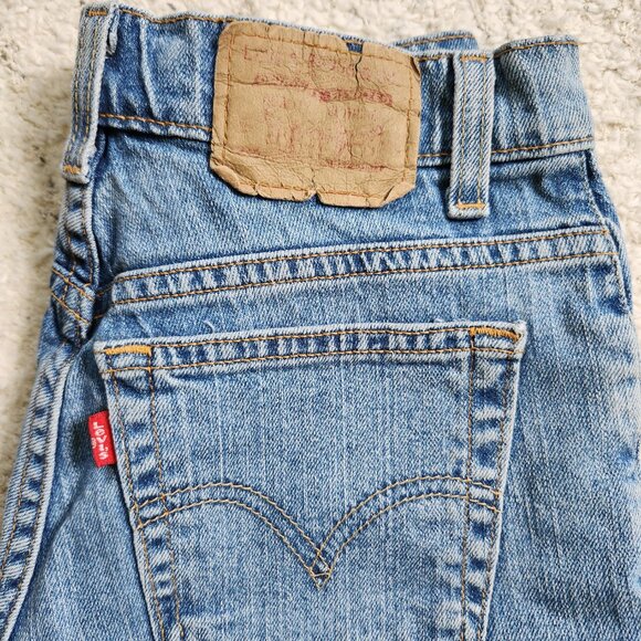 Vintage Levi's Low Rise Red Tab Denim Shorts Juniors Size 3 - Picture 7 of 16